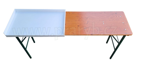 Stůl na prodej ryb (skládací konstrukce s manipulační deskou)